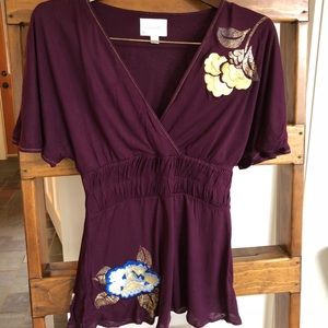 Vintage embroidered plum top: size S